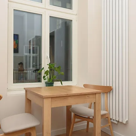 Rentplanet - Plac Matejki Lejlighed Kraków