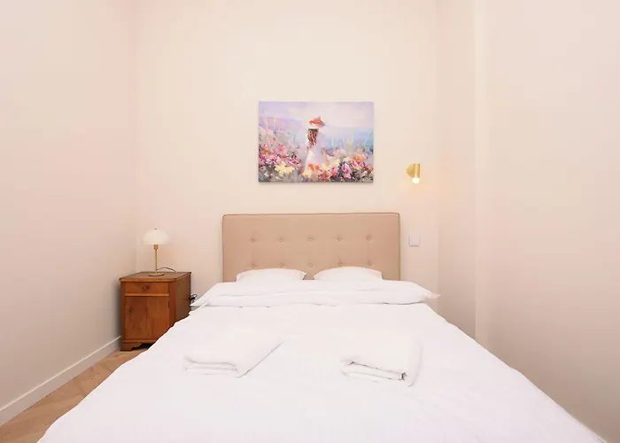 Rentplanet - Plac Matejki Krakow