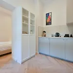 Apartment Rentplanet - Plac Matejki Krakau