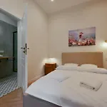 Rentplanet - Plac Matejki * Krakau