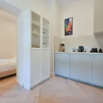 Rentplanet - Plac Matejki Apartment *