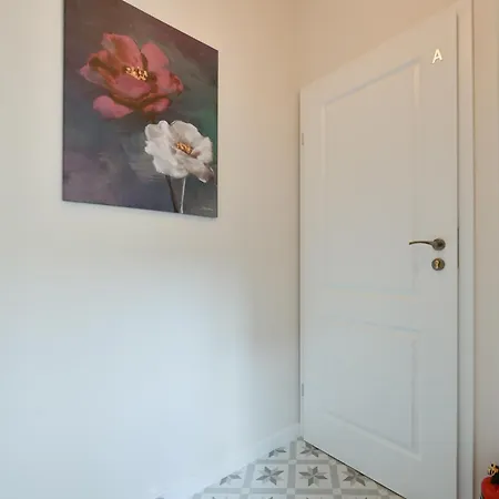 Rentplanet - Plac Matejki Appartamento Cracovia
