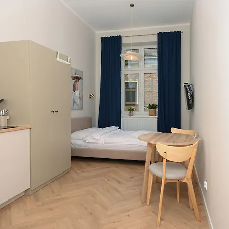 Apartment Rentplanet - Plac Matejki Krakow