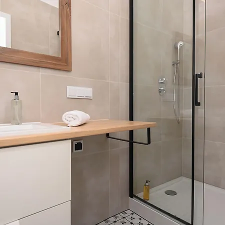 Rentplanet - Plac Matejki Krakow